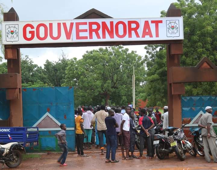 image des populations de Nagré en colère